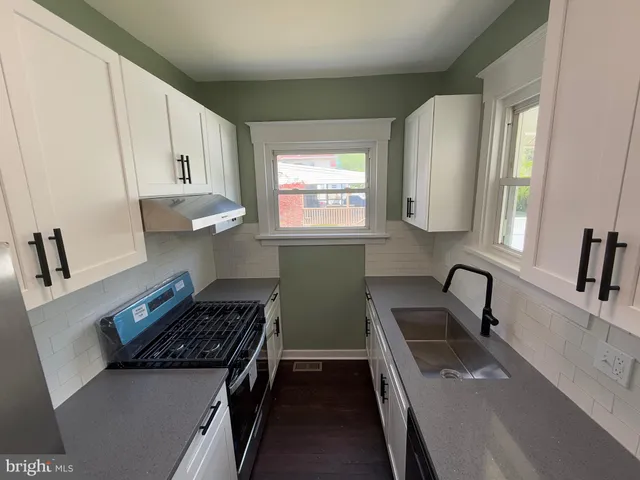 $550,000 | 1210 Eldridge Avenue, Oaklyn, NJ 08107