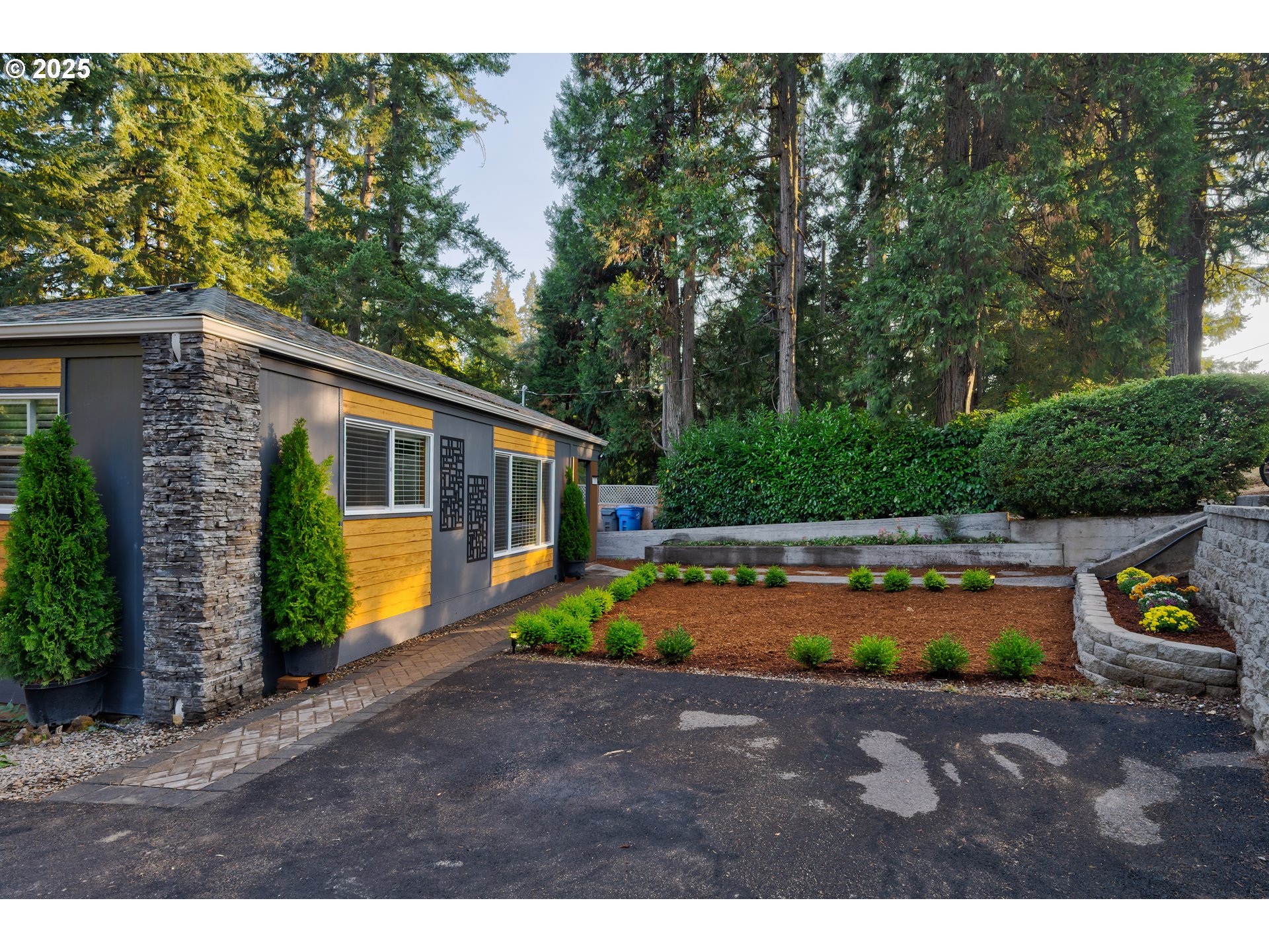 150 Rees Hill Road Southeast Salem, OR 97306 - Photo 5 of 45