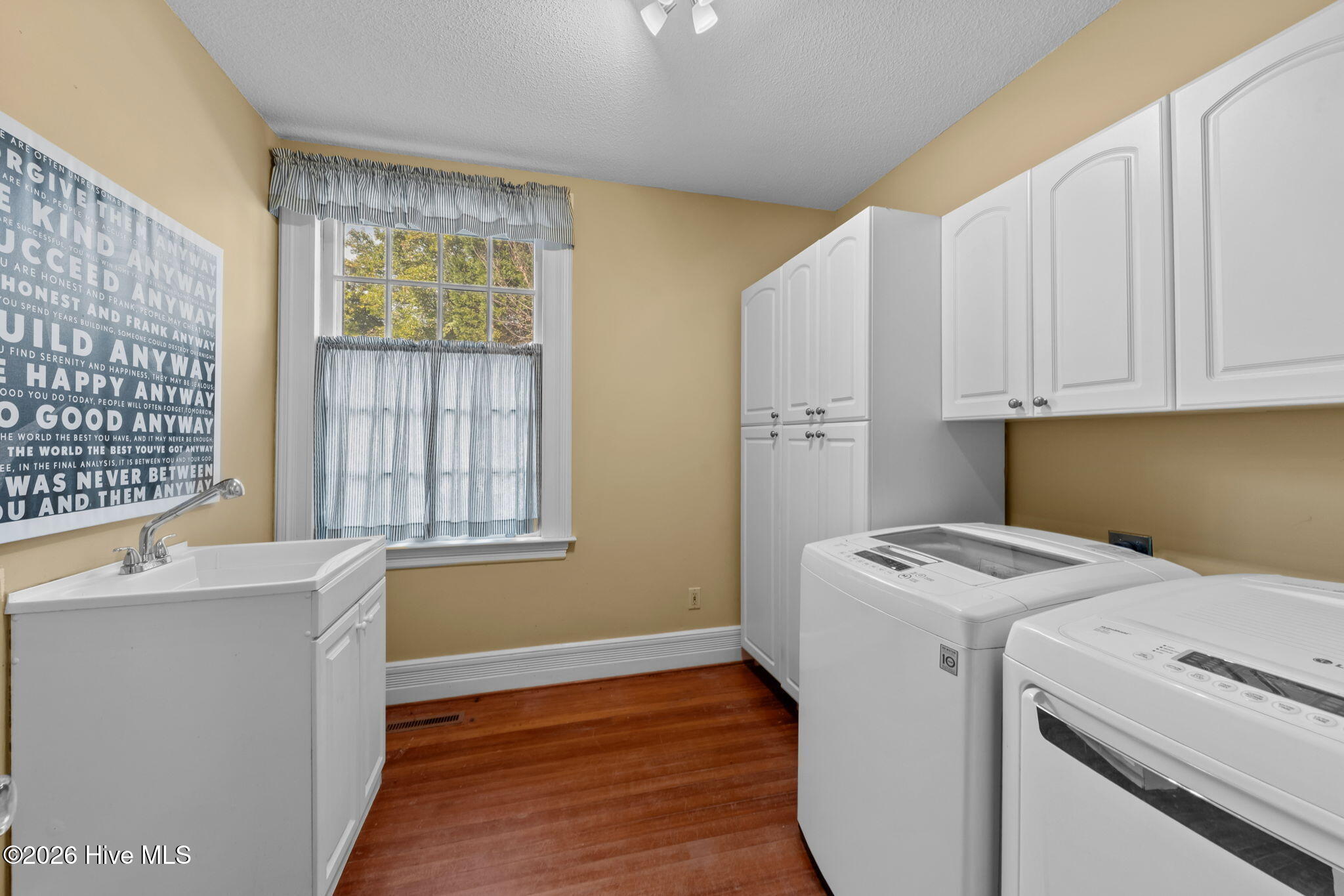 55 Linden Road Pinehurst, NC 28374 - Photo 22 of 73 Laundry Room-Main level