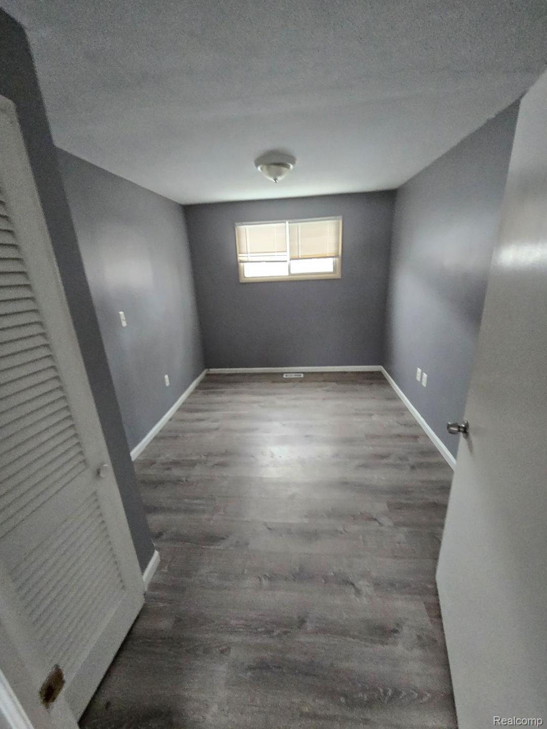 24274 Northline Road Taylor, MI 48180 - Photo 5 of 6 Gallery Image 5