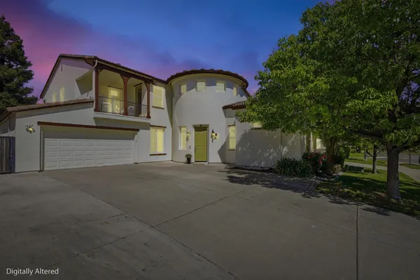 $888,000 | 5515 Jerry Litell Way, Sacramento, CA 95835