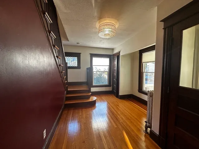 $2,550 | 79 Lawler Street, Holyoke, MA 01040