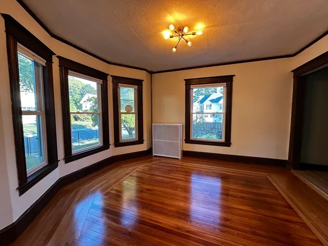 $2,550 | 79 Lawler Street, Holyoke, MA 01040