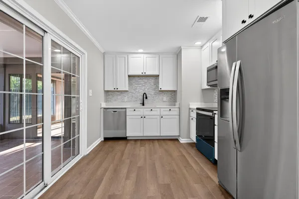 $2,200 | 420 Paradise Road, Niceville, FL 32578