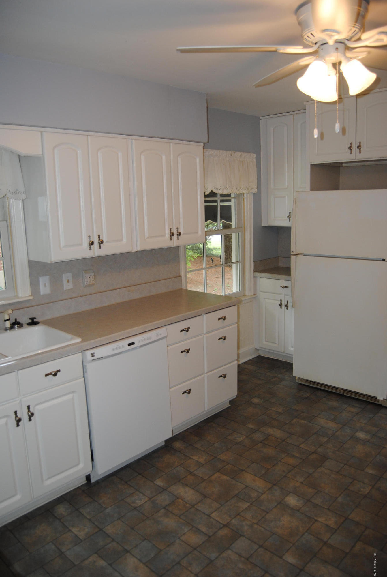 411 Oread Road Louisville, KY 40207 - Photo 18 of 29 DSC_0027