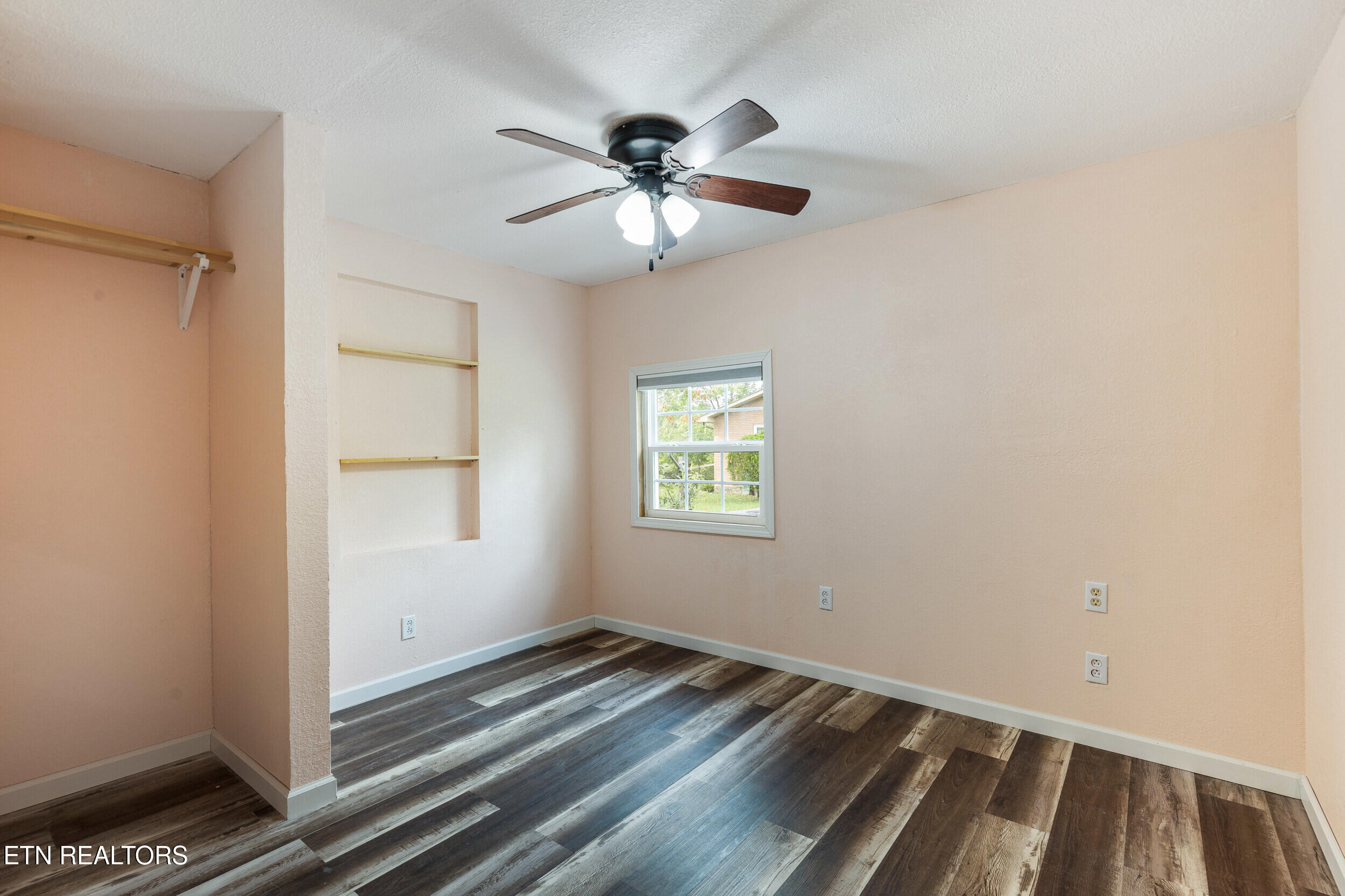 210 Conifer Road Winfield, TN 37892 - Photo 10 of 22 Largest Bedroom
