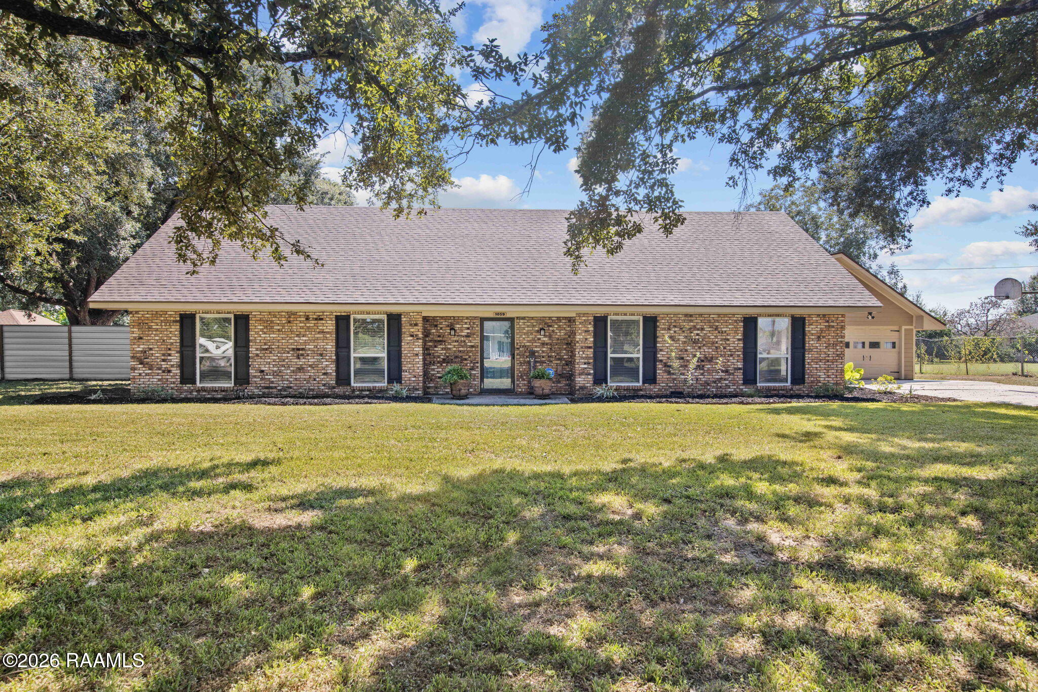 1059 Briar Patch Road Broussard, LA 70518 - Photo 6 of 55 4-web-or-mls-5U1A8315