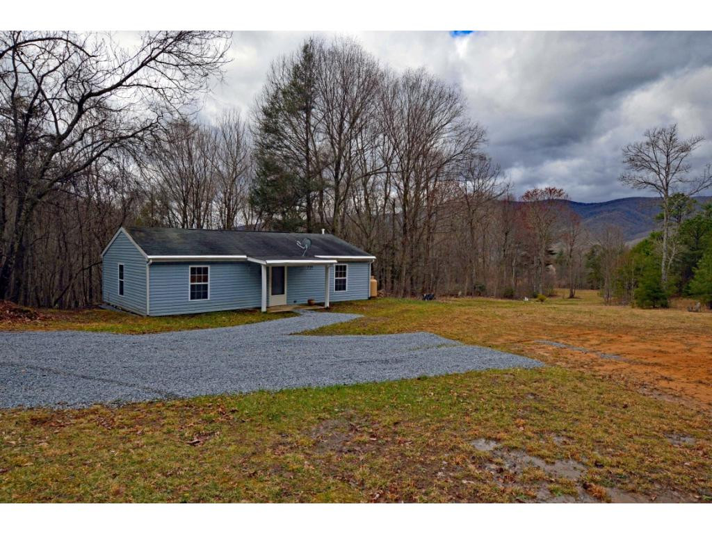 359 Hodge Branch Road Elizabethton, TN 37643 - Photo 1 of 21 Photo 1