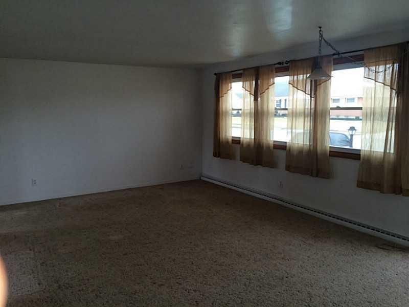 4426 Tulane Road Springfield, OH 45503 - Photo 3 of 20
