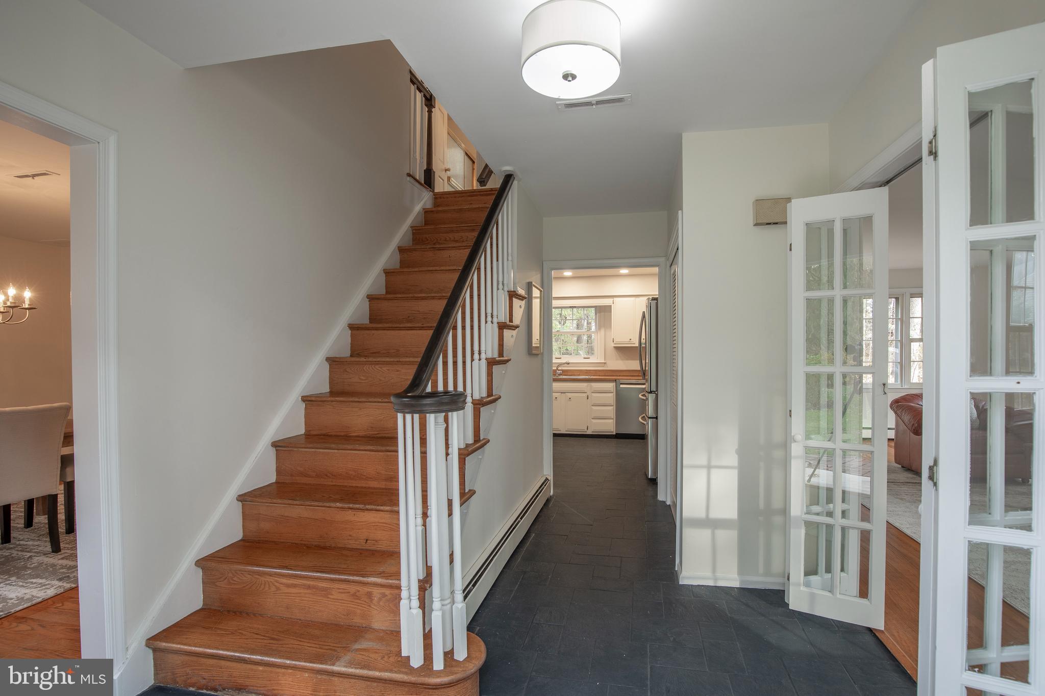 153 Ash Way Doylestown, PA 18901 - Photo 15 of 74 Foyer eentrance