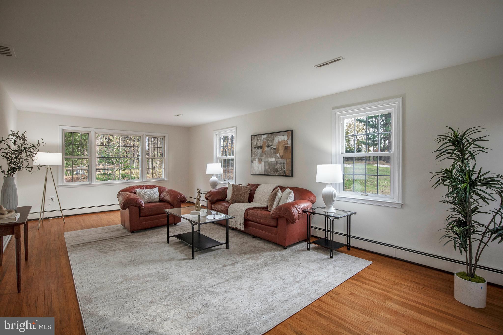 153 Ash Way Doylestown, PA 18901 - Photo 16 of 74 Living room