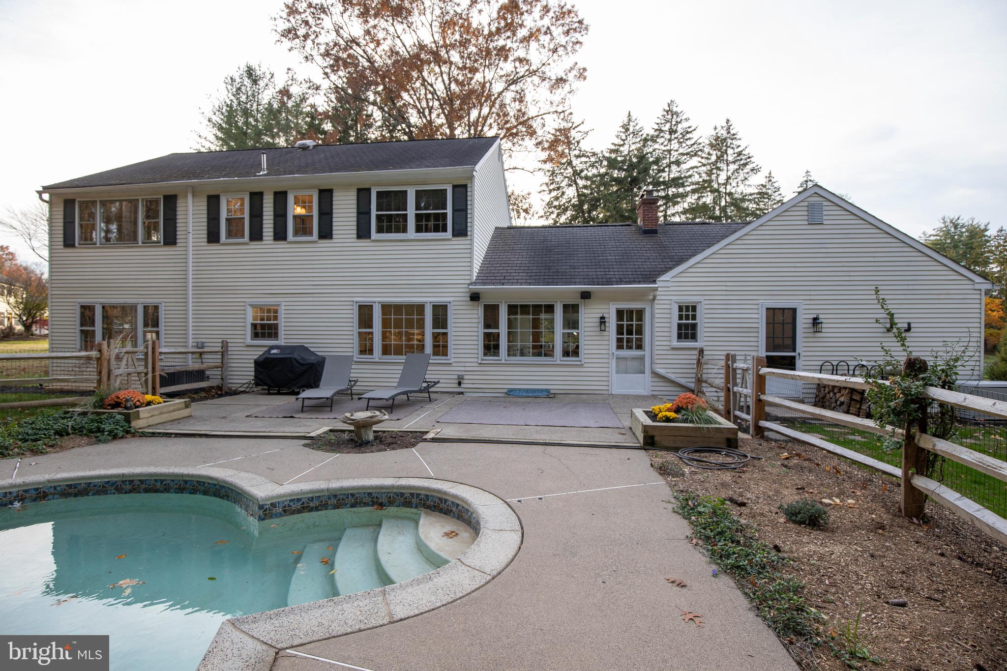 153 Ash Way Doylestown, PA 18901 - Photo 5 of 74