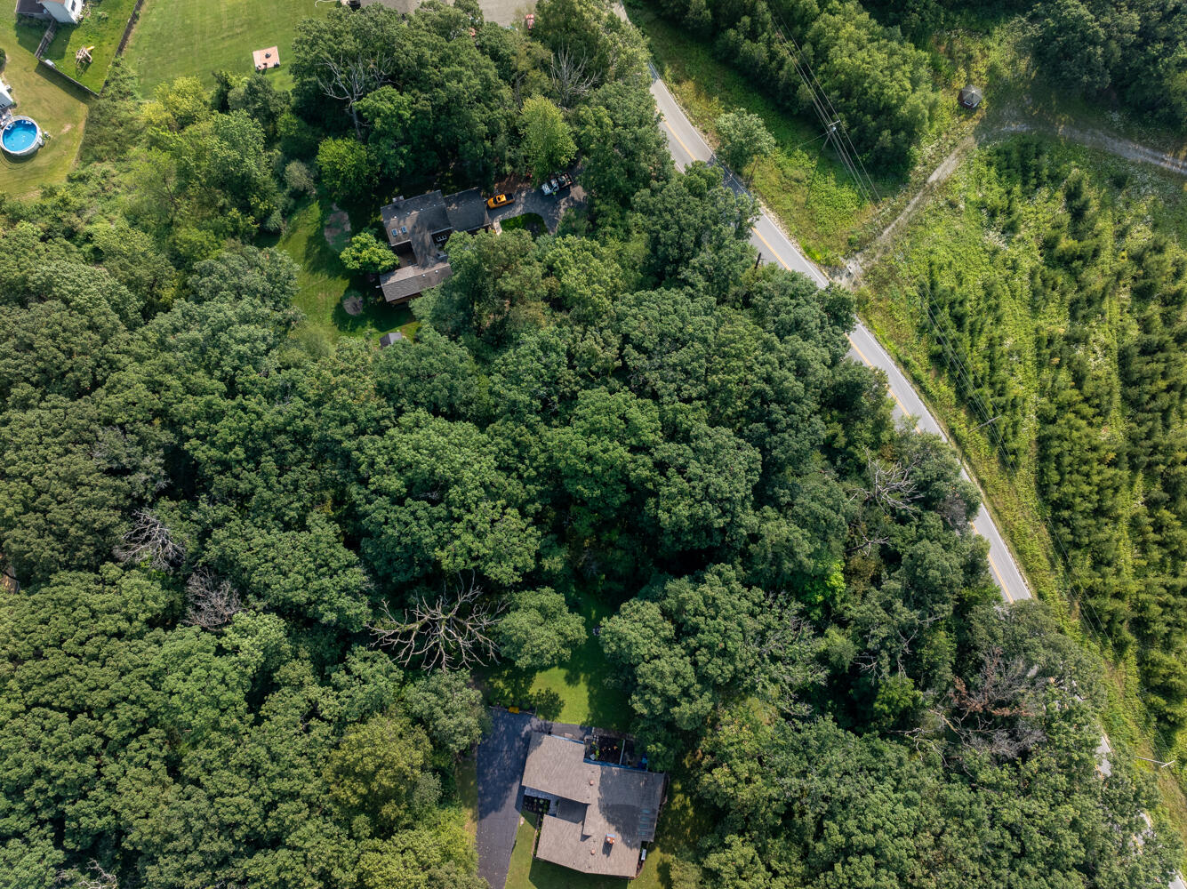 6308 West 91st Avenue Crown Point, IN 46307 - Photo 7 of 16 an aerial view of a house with a yard