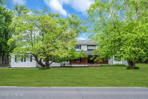 $1,500,000 | 200 Casino Drive, Farmingdale, NJ 07727