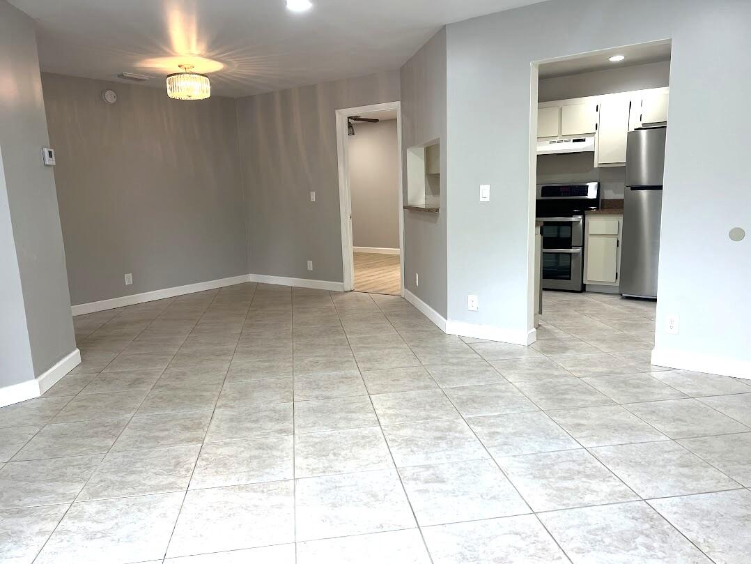 16258 Peach Way Delray Beach, FL 33484 - Photo 4 of 20 4 IMG_8354