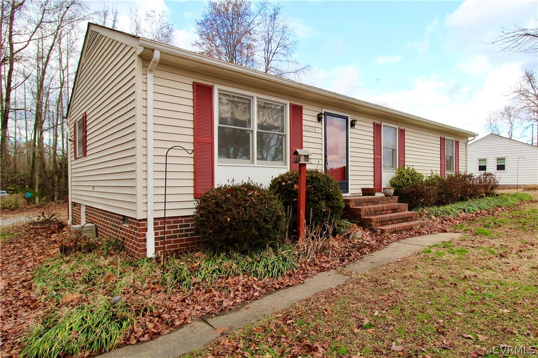 11250 Cosby Mill Road New Kent, VA 23124 - Photo 2 of 26 Gallery Image 2