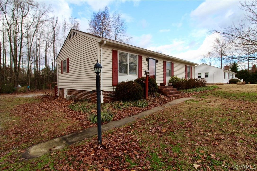 11250 Cosby Mill Road New Kent, VA 23124 - Photo 3 of 26 Gallery Image 3