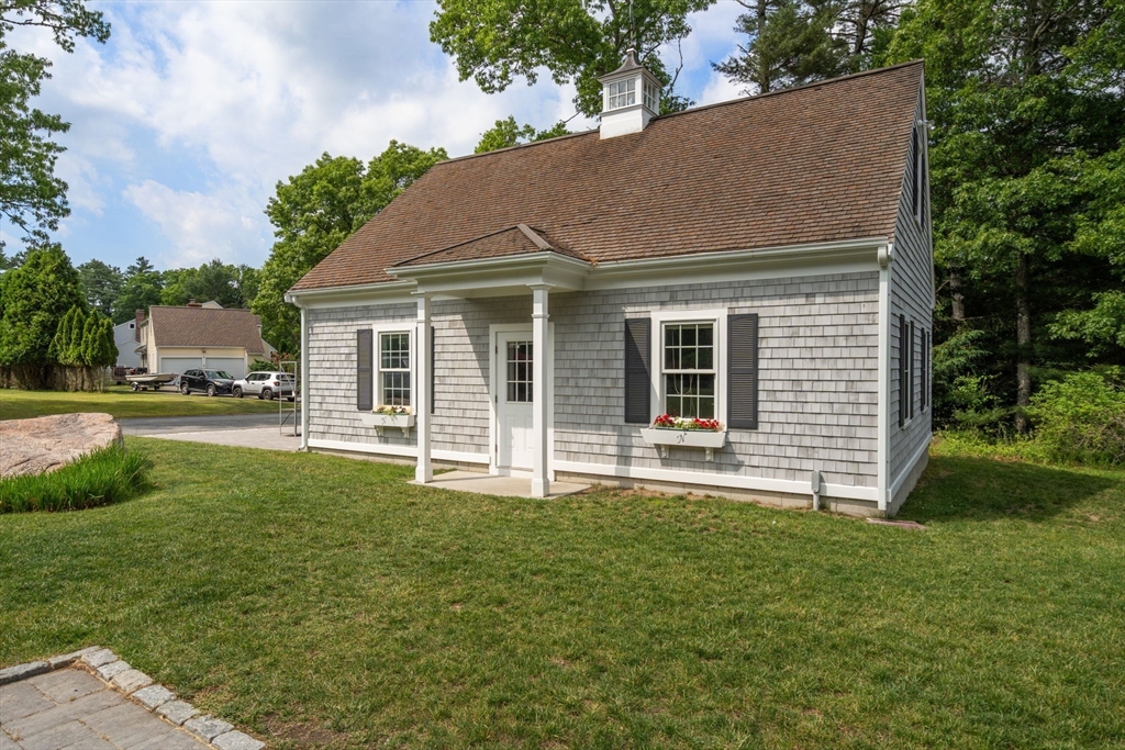 468 Delano Road Marion, MA 02738 - Photo 3 of 42