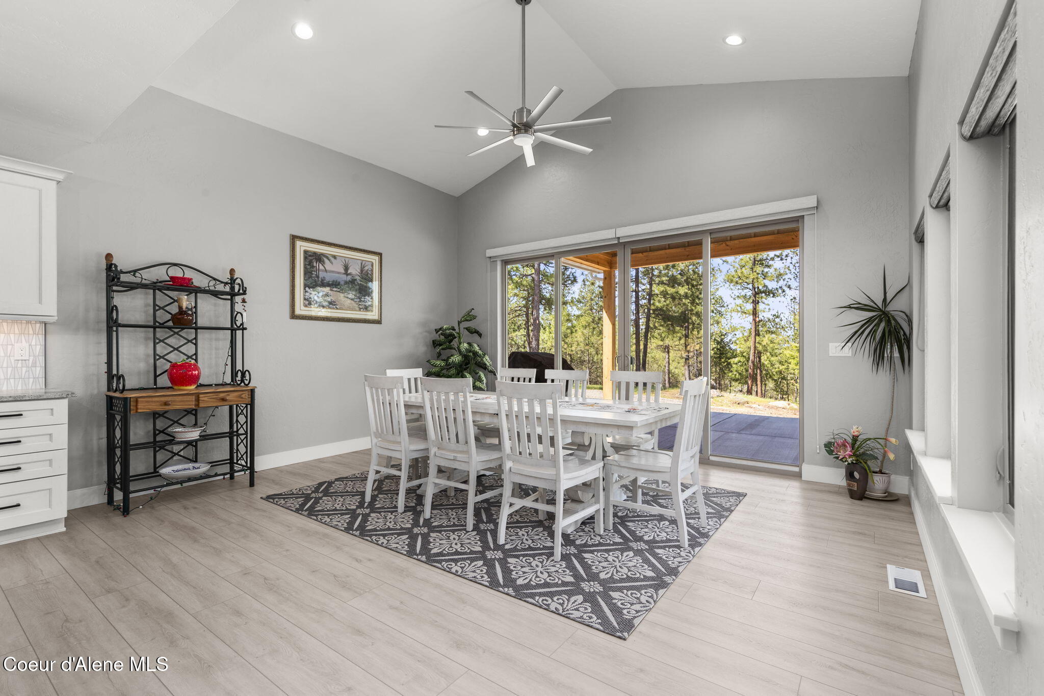 19643 West Treend Road Post Falls, ID 83854 - Photo 11 of 57 8-web-or-mls-Dining-2