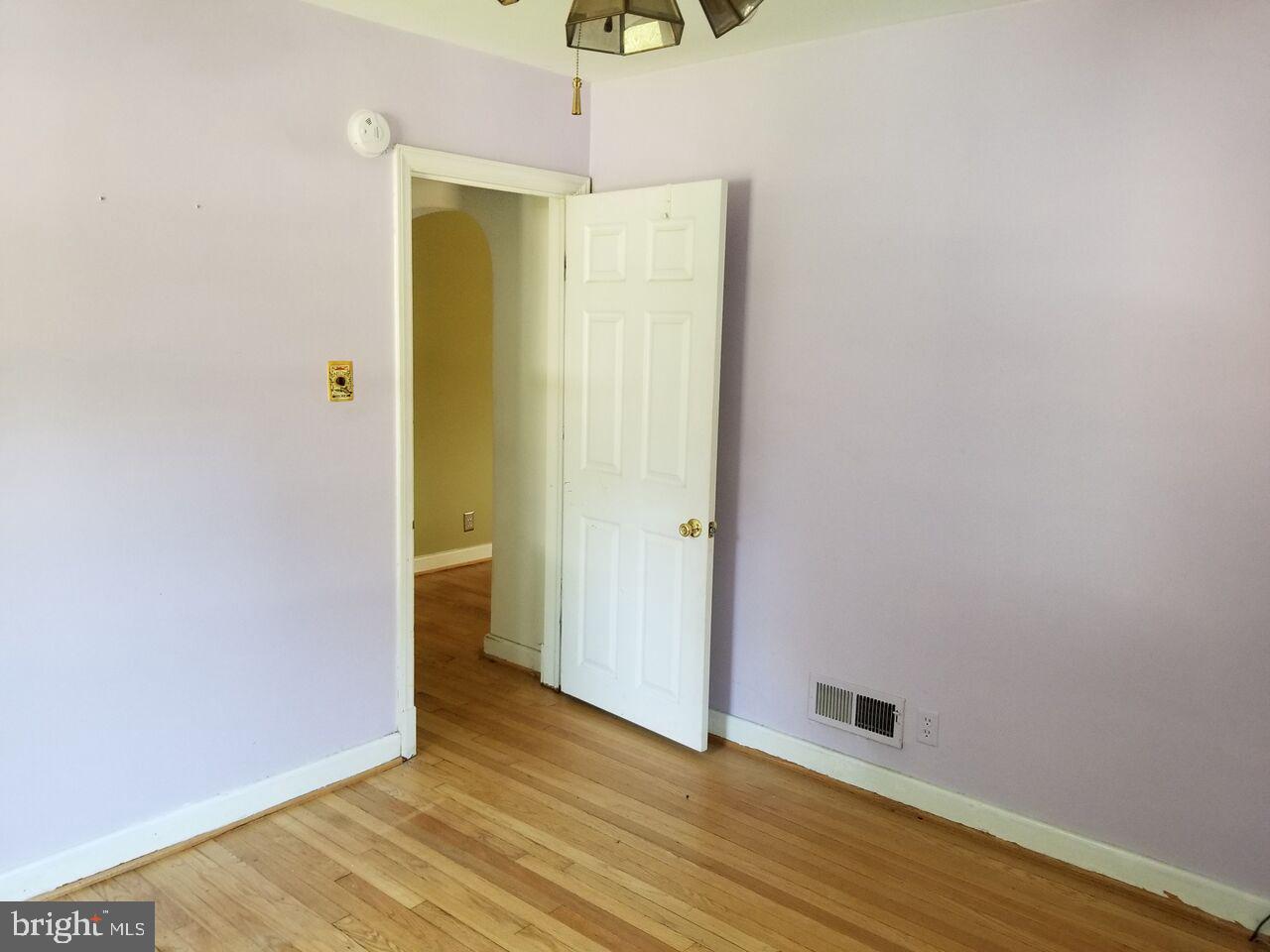 508 Koch Road Linthicum, MD 21090 - Photo 22 of 28 Interior