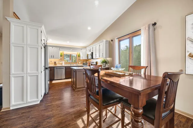 $299,900 | 1051 North Wuthering Hills Drive, Janesville, WI 53546