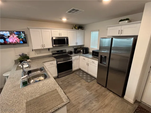 $369,990 | 2872 Atomic Tangerine Way, Unit 4, Las Vegas, NV 89183