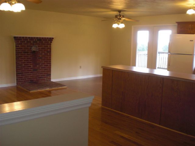 80 Mallard Point Road Wirtz, VA 24184 - Photo 4 of 21 Kitchen & Dining Area