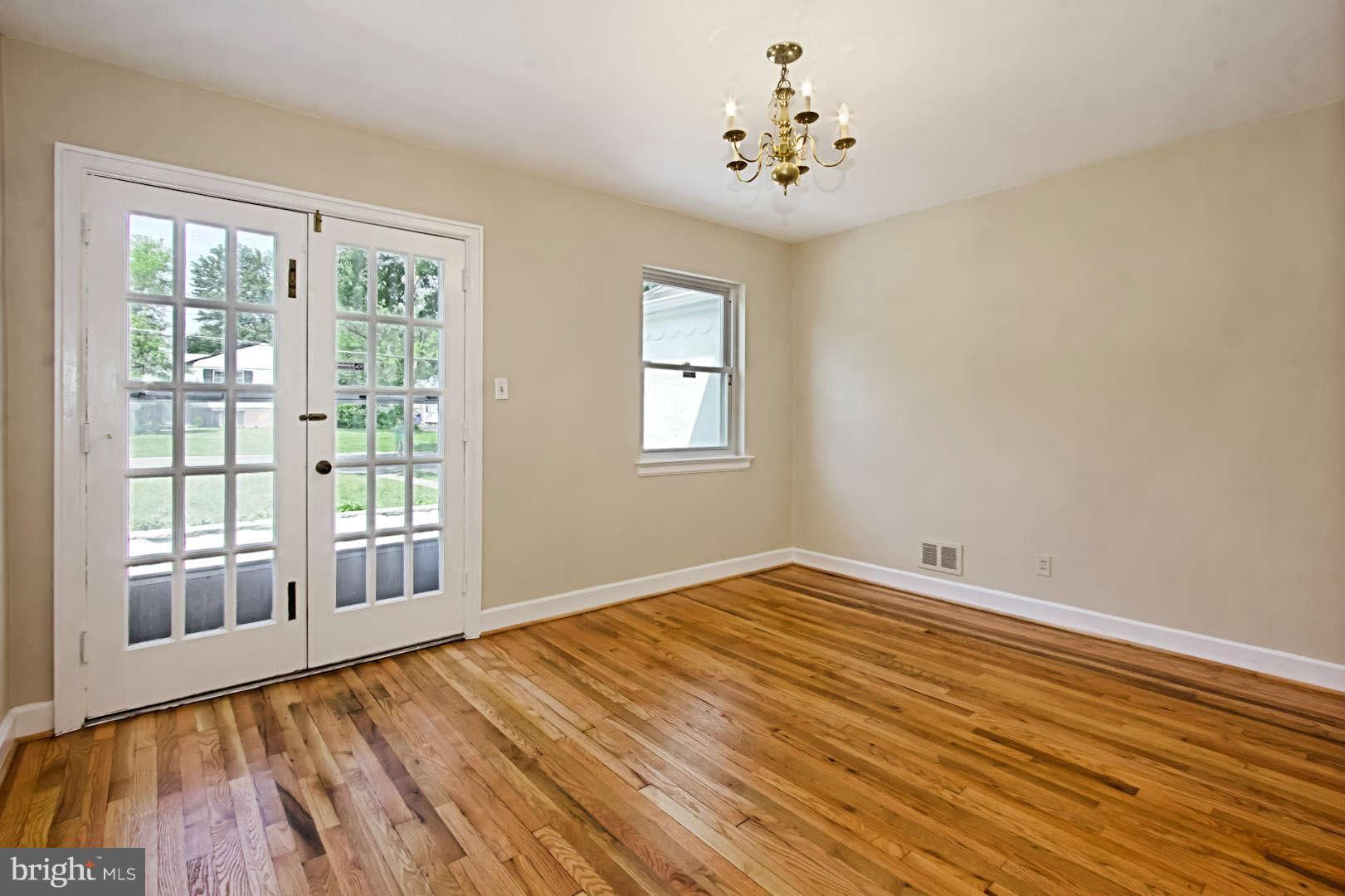 4007 Ridge Road Annandale, VA 22003 - Photo 17 of 27 Interior (General)