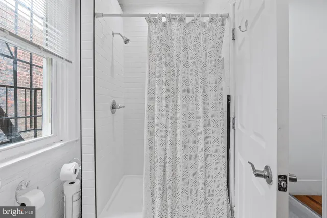 $429,000 | 918 Newington Avenue, Baltimore, MD 21217