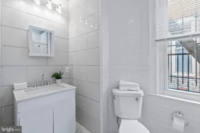 $429,000 | 918 Newington Avenue, Baltimore, MD 21217