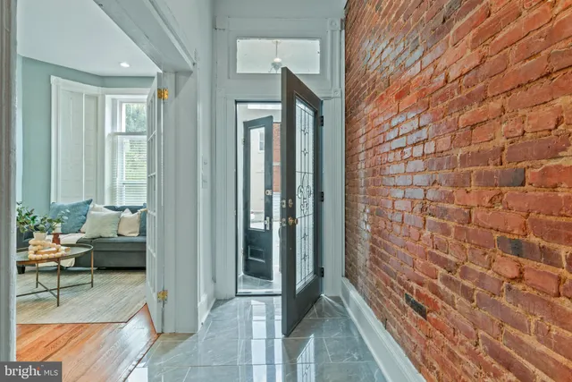 $429,000 | 918 Newington Avenue, Baltimore, MD 21217