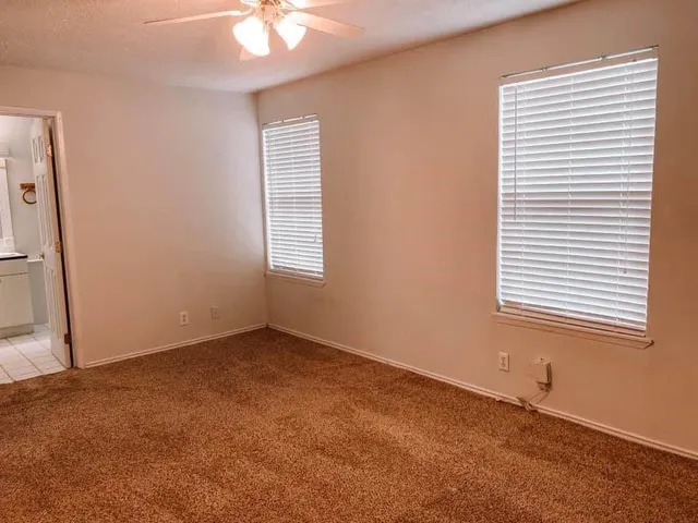 $1,275 | 3040 Country Club Road, Unit C, Denton, TX 76210