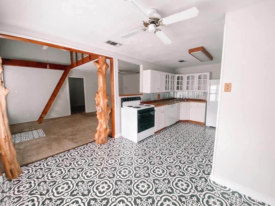 3040 Country Club Road, Unit C Denton, TX 76210 - Photo 7 of 15