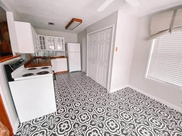 $1,275 | 3040 Country Club Road, Unit C, Denton, TX 76210