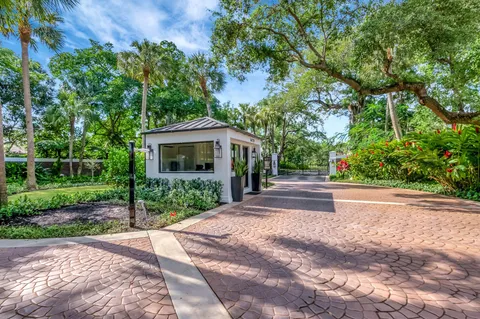 $10,500,000 | 16484 Bridlewood Circle, Delray Beach, FL 33445