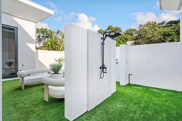 $10,500,000 | 16484 Bridlewood Circle, Delray Beach, FL 33445