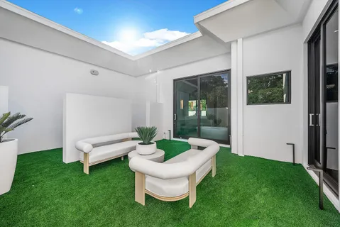 $10,500,000 | 16484 Bridlewood Circle, Delray Beach, FL 33445