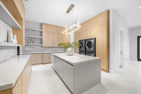 $10,500,000 | 16484 Bridlewood Circle, Delray Beach, FL 33445