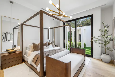 $10,500,000 | 16484 Bridlewood Circle, Delray Beach, FL 33445