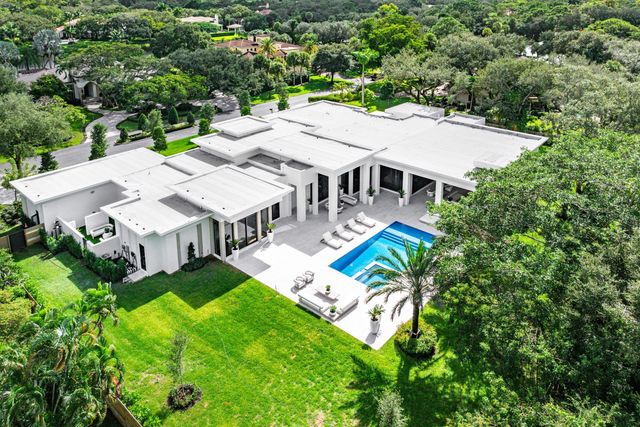 $10,500,000 | 16484 Bridlewood Circle, Delray Beach, FL 33445