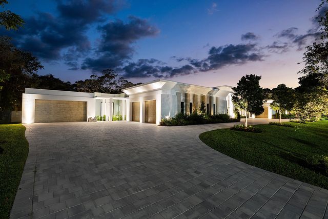 $10,500,000 | 16484 Bridlewood Circle, Delray Beach, FL 33445