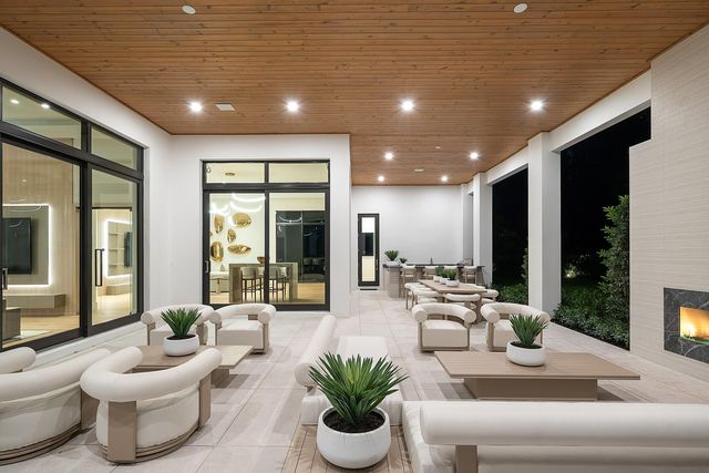 $10,500,000 | 16484 Bridlewood Circle, Delray Beach, FL 33445