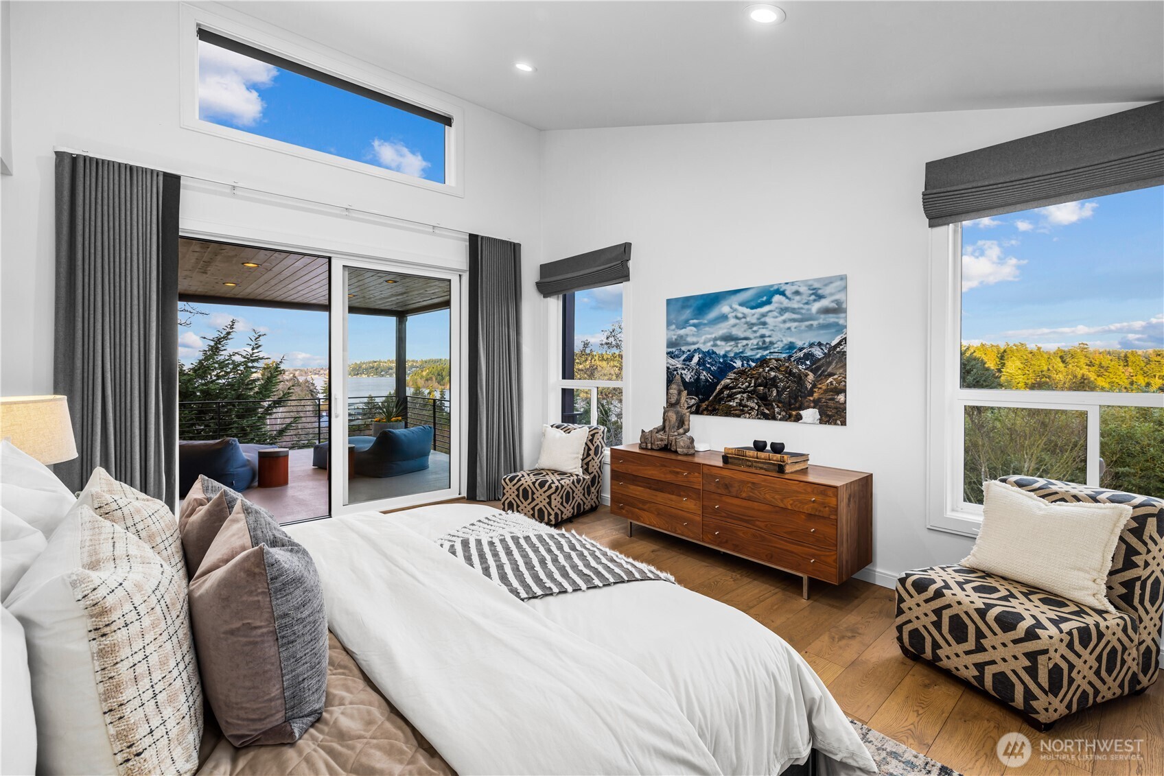 5950 Oakhurst Road South Seattle, WA 98118 - Photo 15 of 39