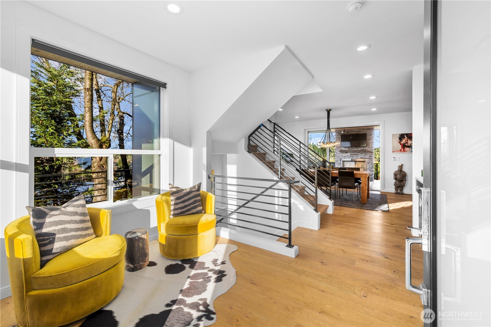 5950 Oakhurst Road South Seattle, WA 98118 - Photo 2 of 39