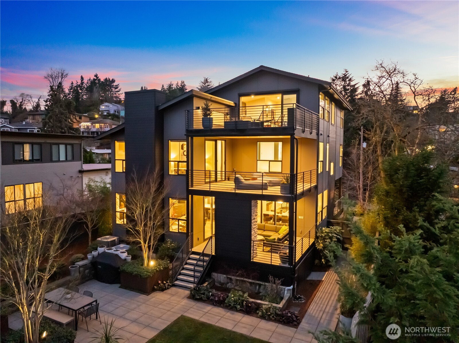 5950 Oakhurst Road South Seattle, WA 98118 - Photo 35 of 39