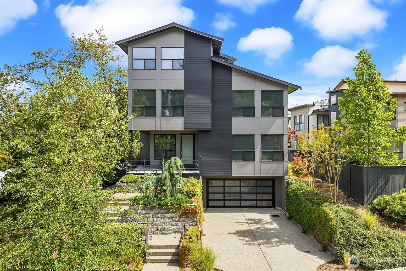 5950 Oakhurst Road South Seattle, WA 98118 - Photo 36 of 39