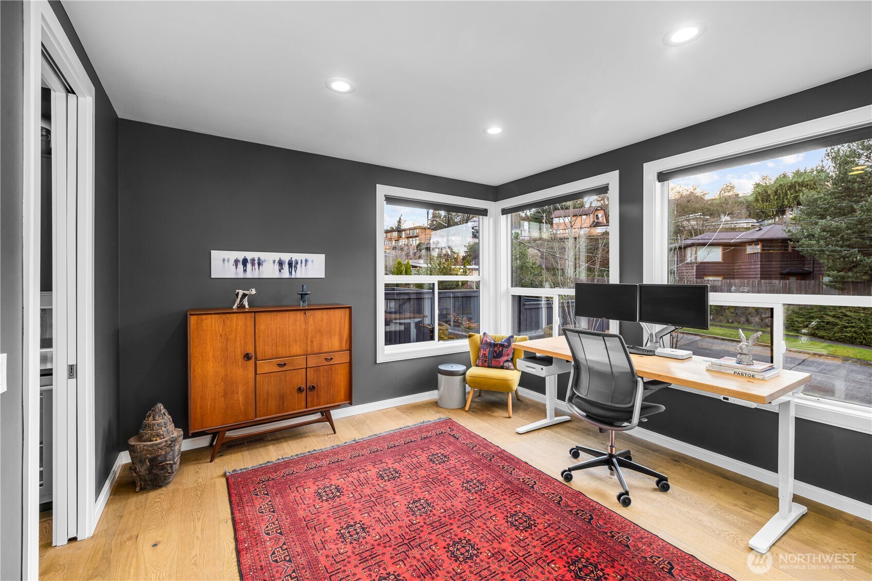 5950 Oakhurst Road South Seattle, WA 98118 - Photo 4 of 39