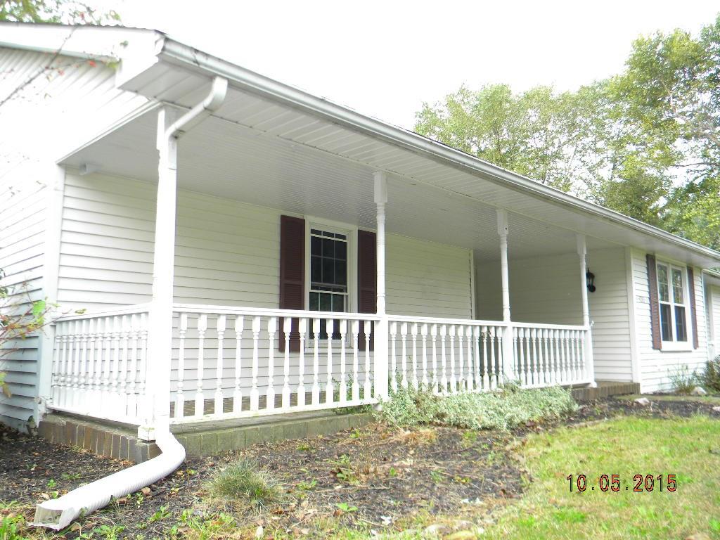 1015 Rolling Barrel Road Pendleton, IN 46064 - Photo 3 of 18