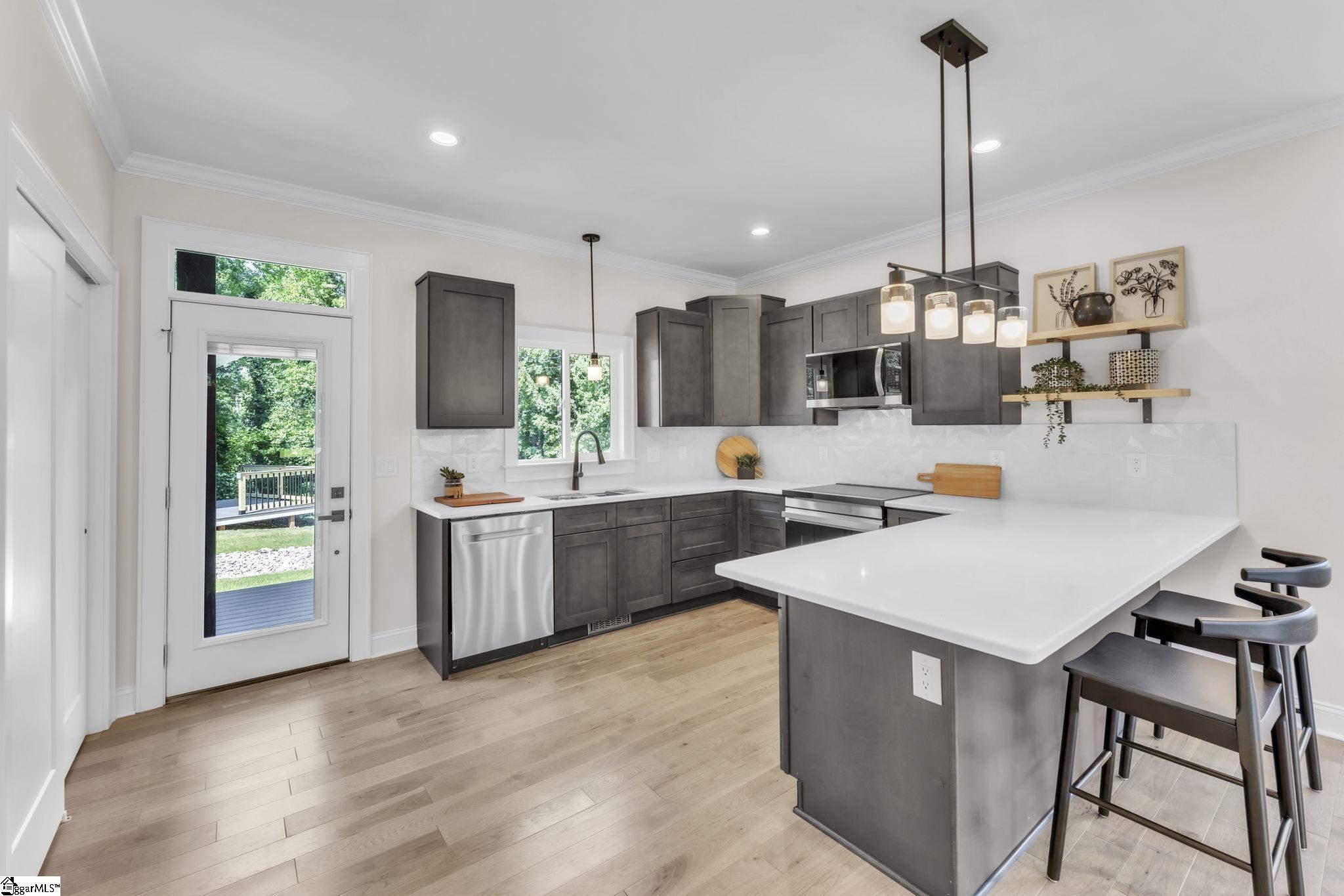 170 Keith Drive Greenville, SC 29607 - Photo 18 of 49