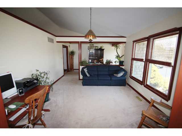 5691 Biggert Road London, OH 43140 - Photo 3 of 25